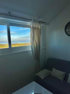 Aux beaux coquillages, vue mer et sur le port