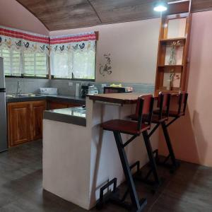 Peace Home in Quepos near Beaches & Mountains