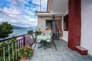 Two-Bedroom Apartment room in Apartments Žana - close to beach