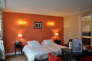 Hotels Hostellerie et SPA de la Vieille Ferme : photos des chambres