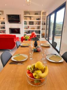Maisons de vacances Maison Terra Bella, experience authentique en plein coeur du maquis, piscine : photos des chambres