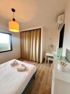 Maisons de vacances Maison Terra Bella, experience authentique en plein coeur du maquis, piscine : photos des chambres