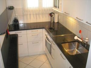 60 m2 Wohnung mit Hallenbad und Sauna