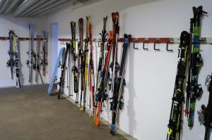 60 m2 Wohnung mit Hallenbad und Sauna