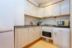 Practico apartamento junto a Estación de Sants