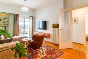 Stylish 2-Bedroom Apartment with Big Terrace in Athens