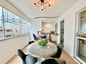 Apto de praia Phenix Balneário Camboriú