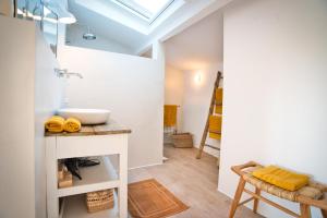 Villas Mas piscine exposition sud Proche Uzes : photos des chambres