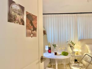 CHOI STAY in Sinsa Apgujeong Kang-nam K-star rode