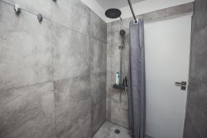 Tsakalof 10A Center by Zeussuites