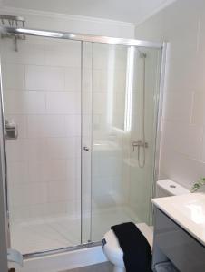 Comfortable and stylish fully equipped apartment just steps from the metro