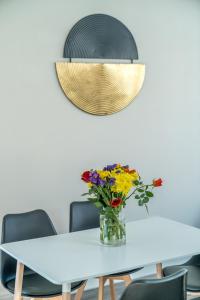 Spacious Boutique 2 Bed Apartment Retreat Flexi BM