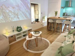 L Écrin - Balnéo & Cinéroom