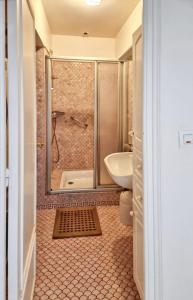 Maisons de vacances Maison pittoresque a Camaret sur Mer avec vue sur mer : photos des chambres