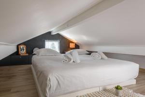 Chalets NEW-Cottage Suspendu - Proche lac, Centre village et Activites by LLA Selections : photos des chambres