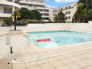 Appartements Appartement moderne a Frejus, 60 m², piscine partagee : photos des chambres