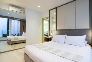 Casa Junin by Wynwood House