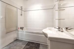 Maisons de vacances Maison accueillante a Monthenault avec jardin prive : photos des chambres