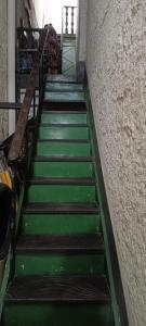 Simples, bem localizada