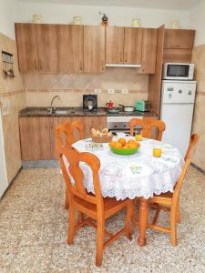 Cozy House in El Golfo + Terrace