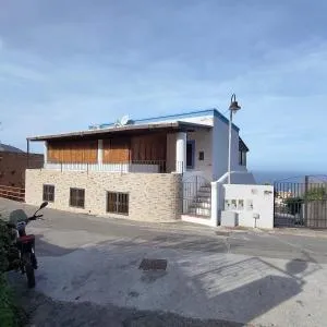 Appartamento di Lorenzo vista Mare - Leni