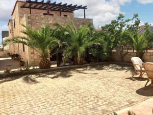 Charming House in Chersonissos with Mountain View