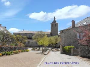 Maisons de vacances Maison conviviale a Peyrusse le Roc, avec jardin sans vis-a-vis : photos des chambres