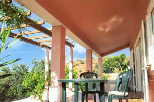 Charming house in Alte with pool