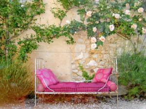 Maisons de vacances Maison contemporaine a Coudray-au-Perche avec grand jardin : photos des chambres