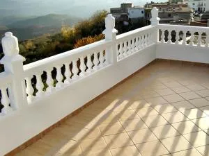 Idyllic House in Yegen with Mountain View - 贝尔楚勒斯