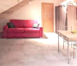 Studio cosy à Saint-Jean-dArves 29 m² Vue montagne