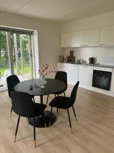 Condo close to highway - Almind