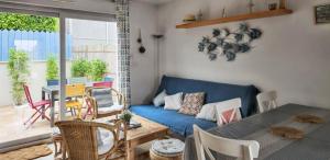 Maisons de vacances Maison charmante a Vaux-sur-Mer avec piscine partagee : photos des chambres