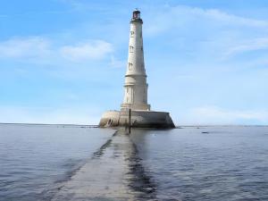Maisons de vacances Maison charmante a Vaux-sur-Mer avec piscine partagee : photos des chambres