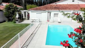 Villas Villa charmante a Meynes avec piscine privee : photos des chambres