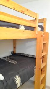 Appartements Appartement charmant a Villeneuve avec jardin : photos des chambres
