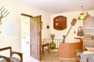Charming house with mountain view in Siles + Garden - Siles