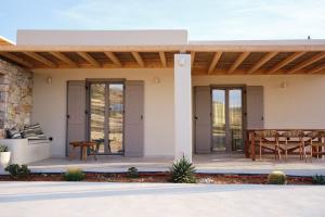 Agave Donousa Suites