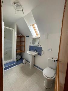 Maisons de vacances Large Welcoming House of 15 people : photos des chambres