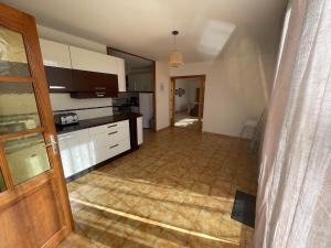 Maisons de vacances Large Welcoming House of 15 people : photos des chambres
