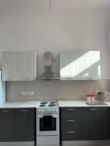 R1 Double room with private bathroom