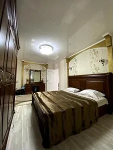 Karakol Ski Nest Guesthouse - Teploklyuchinskoye