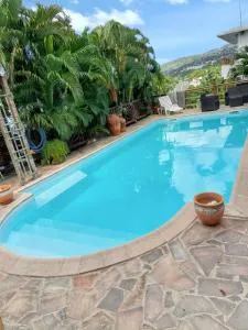 Appartement moderne à Schoelcher 40 m² avec piscine partagée - La Batelière