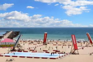 Welcoming 55 sqm Apartment in Portimão with Garden View