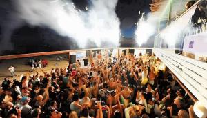 Welcoming 55 sqm Apartment in Portimão with Garden View