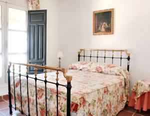 Charming House in Castilblanco with Terrace and Fireplace