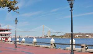 5 mins to DT, Forsyth & Starland - Mini Gym - Balcony - Parking