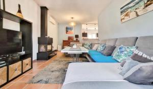 Sunny villa with private pool in Chiclana de la Frontera