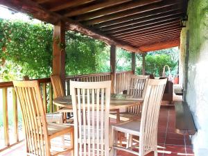 Elegant Villa with Panoramic Views in Caniçada