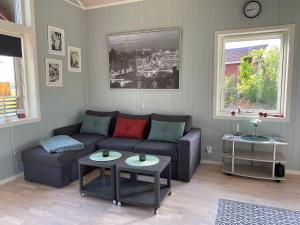 Joarsbo, Stuga 2, Gårdsstugan